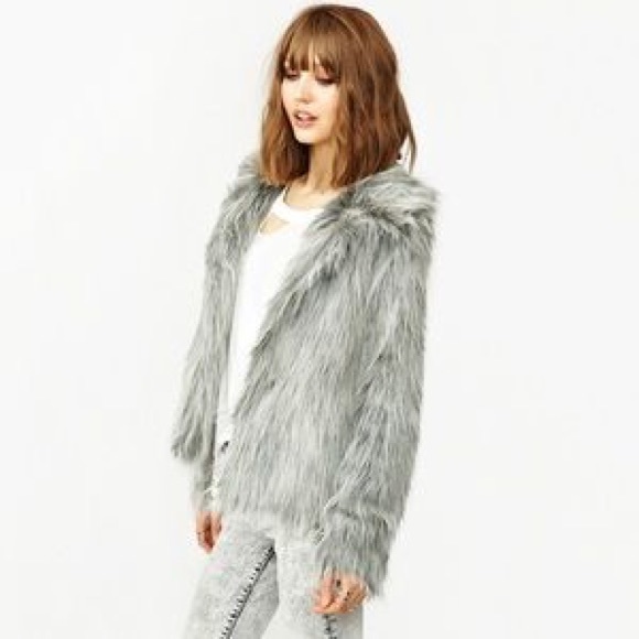 Unif Gemma Faux Fur Jacket - Picture 2 of 3